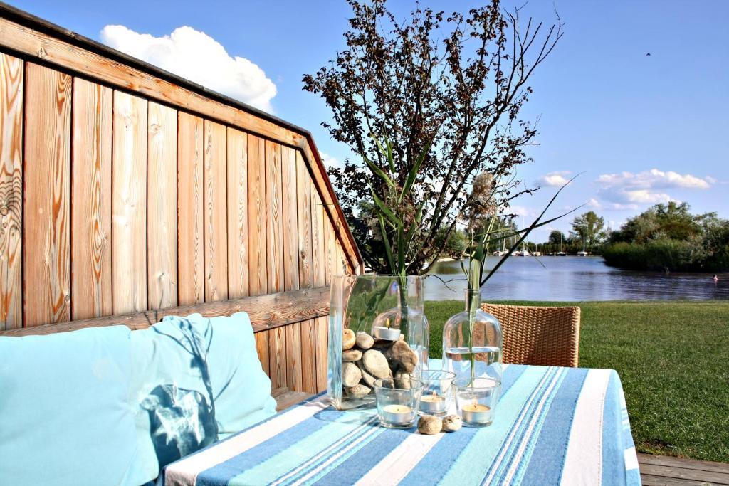 Hoteldorf Seepark Weiden Вайден-ам-Зе Номер фото